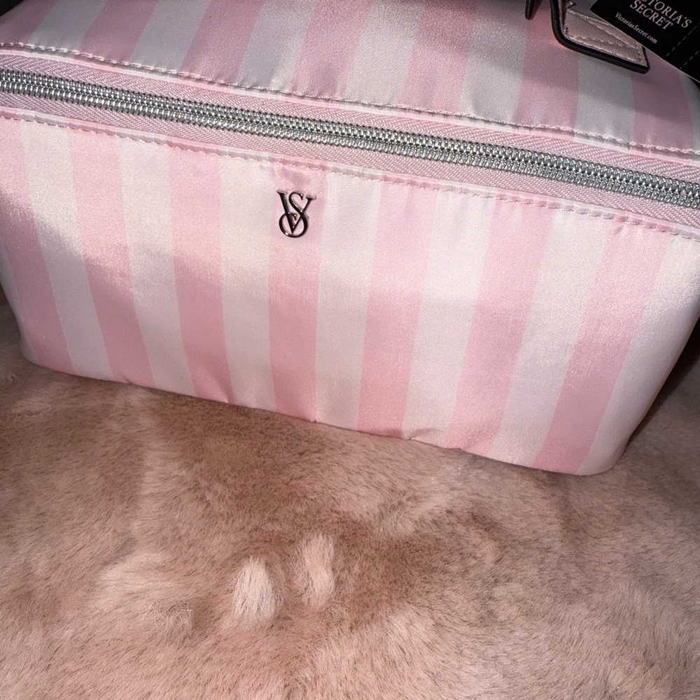 Victoria's Secret Pink and White Striped Cosmetic Bag - Picture 2 of 8